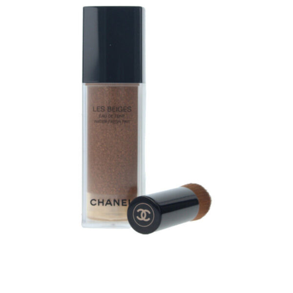 Diaytar Sénégal Base de maquillage liquide Les Beiges Eau de Teint Chanel (30 ml)