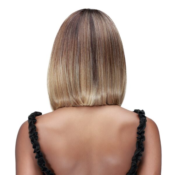 Diaytar Sénégal Bobbi Boss HD Ultra Scalp Illusion 13" X 5" Perruque Lace Front Synthétique - MLF470S Cherie Short Lace Front Wigs