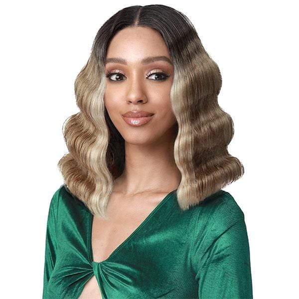 Diaytar Sénégal Bobbi Boss Synthétique 5" Deep Lace Part Lace Front Wig - MLF430 Faith Lace Front Wigs