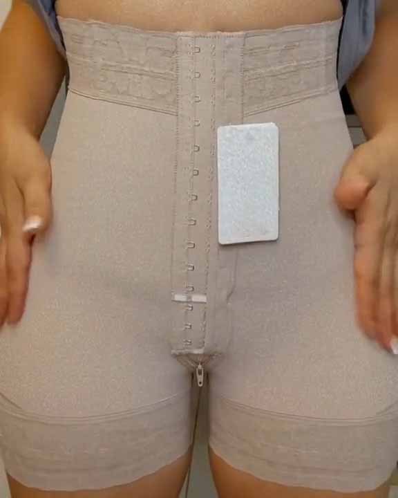 Pantalon taille haute rehausseur de fesses