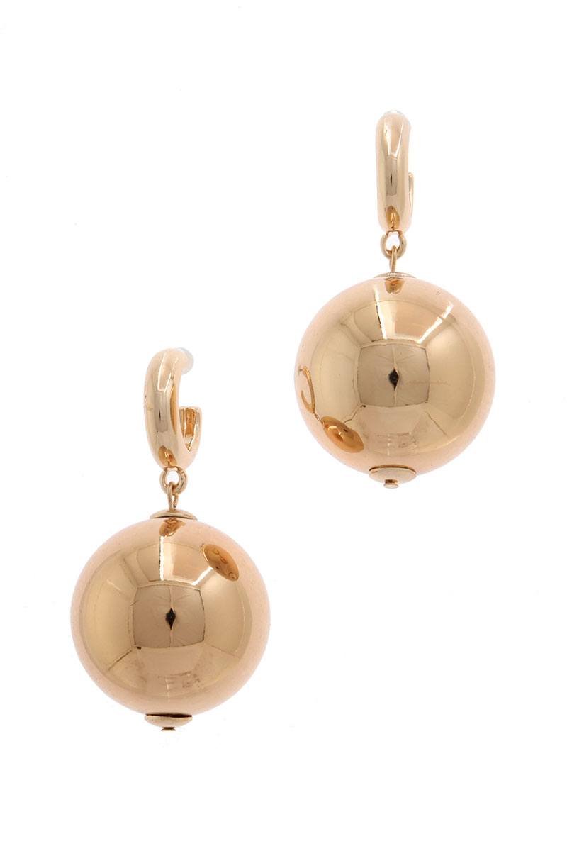 Boucle d'oreille pendante en perles de métal
