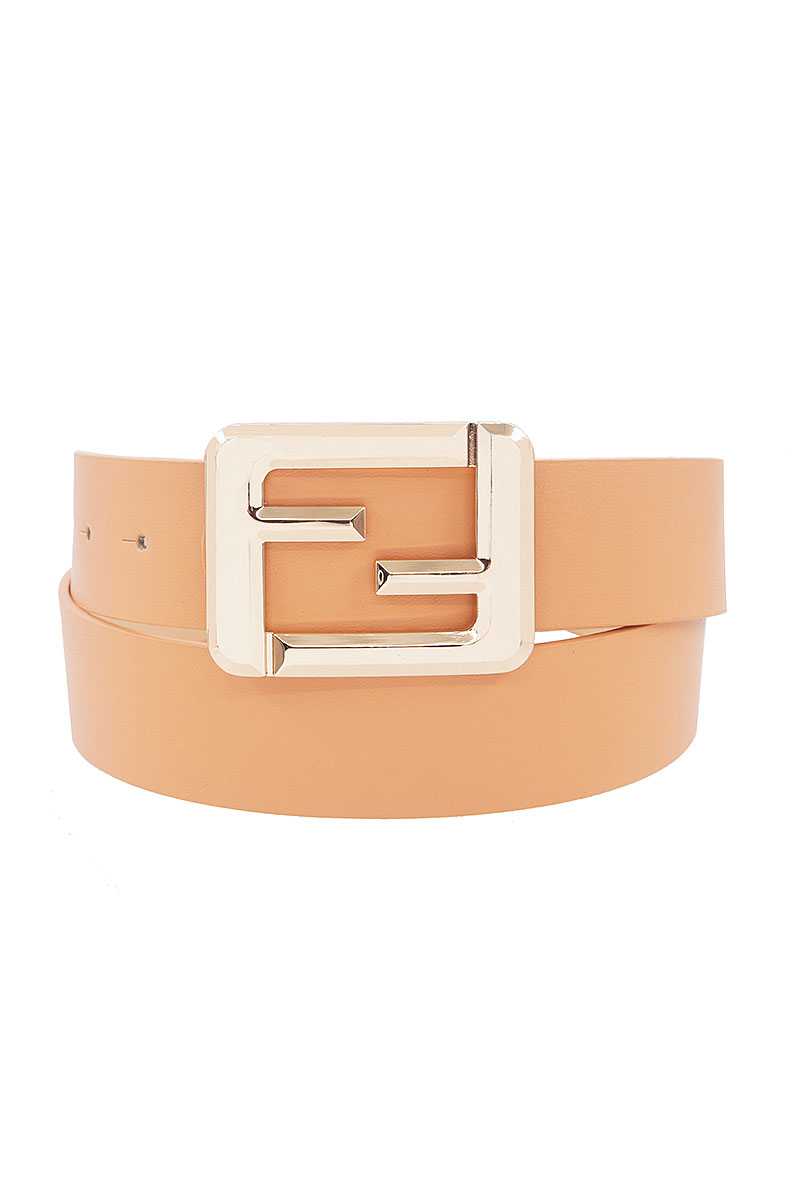 Ceinture à boucle avec lettre carrée à la mode