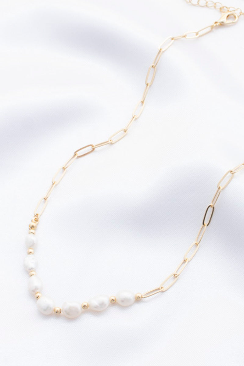 Collier à maillons ovales en perles