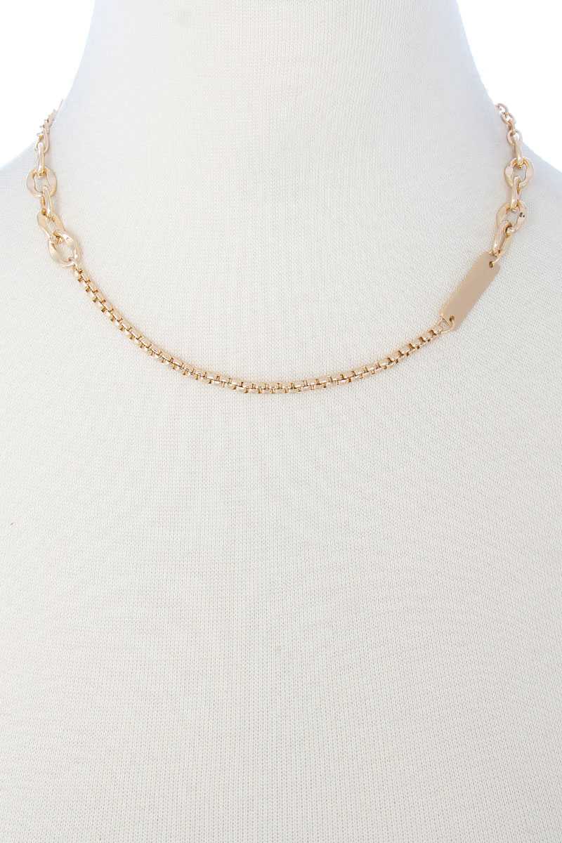 Collier chaîne en métal
