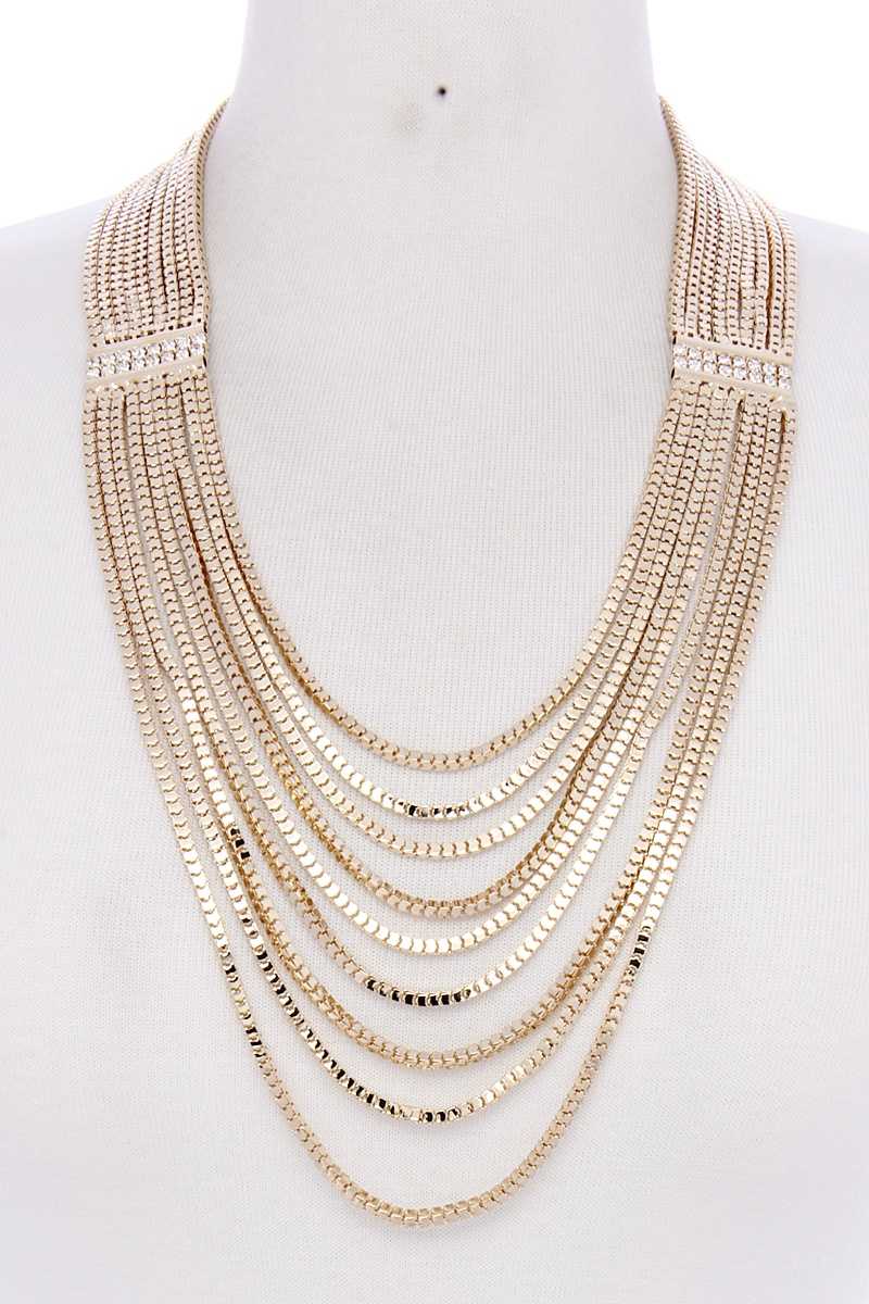 Collier en métal superposé