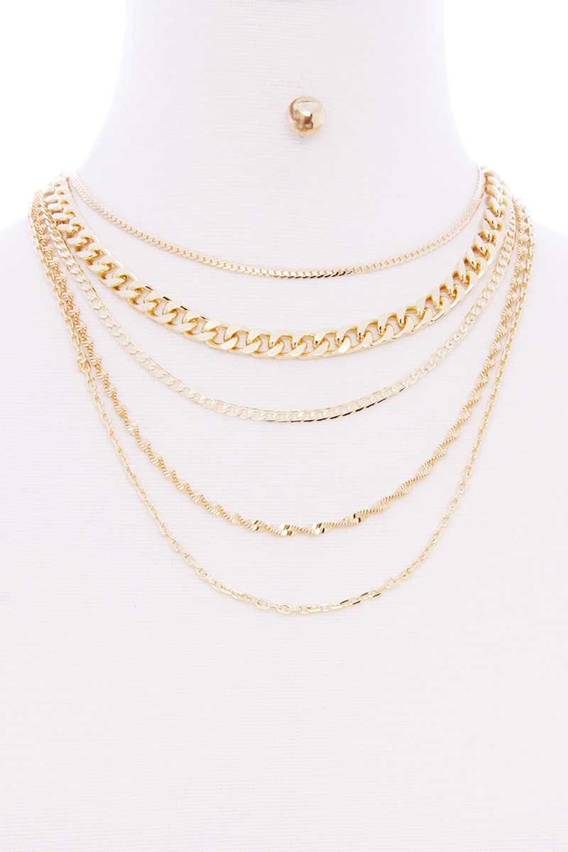 Collier multi-chaînes en métal à 5 ​​couches