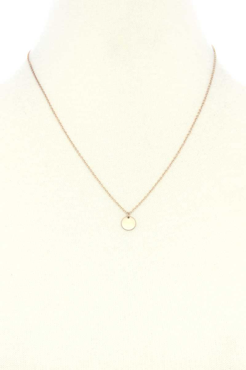 Collier superposé à breloques en forme de croix délicate