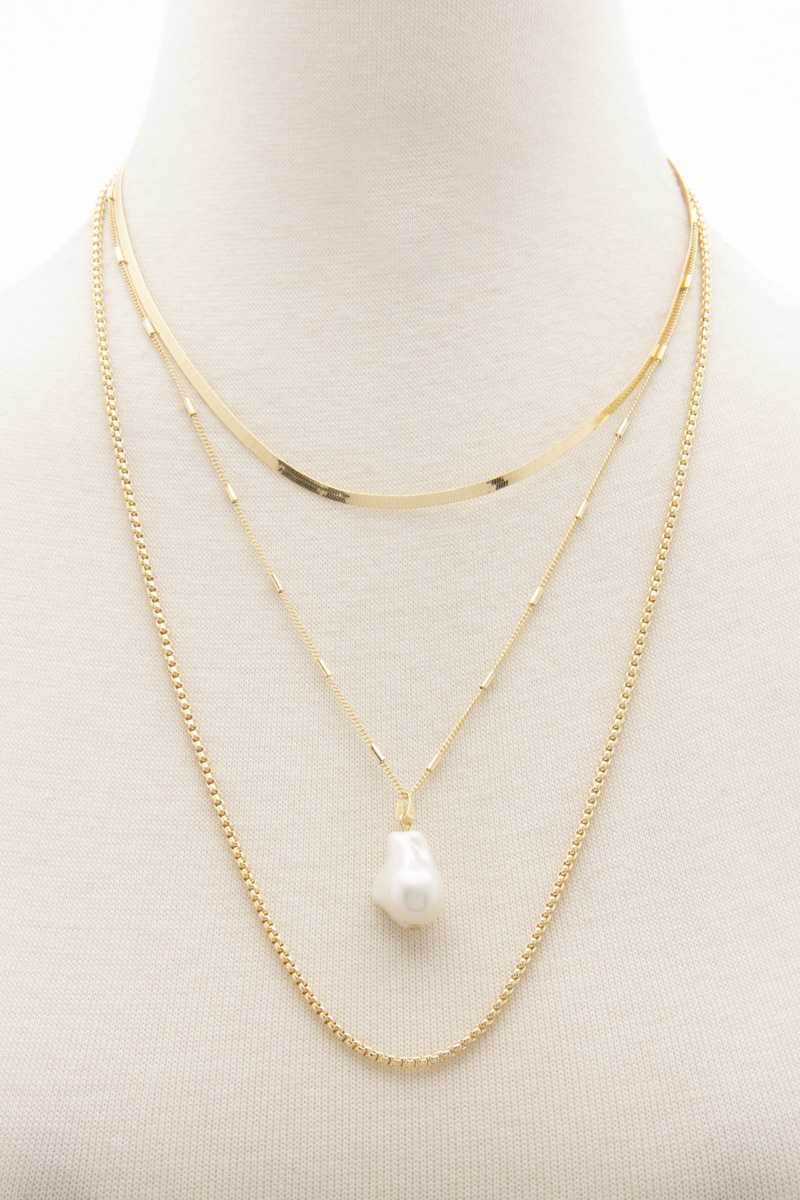 Collier superposé à maillons à chevrons et perles