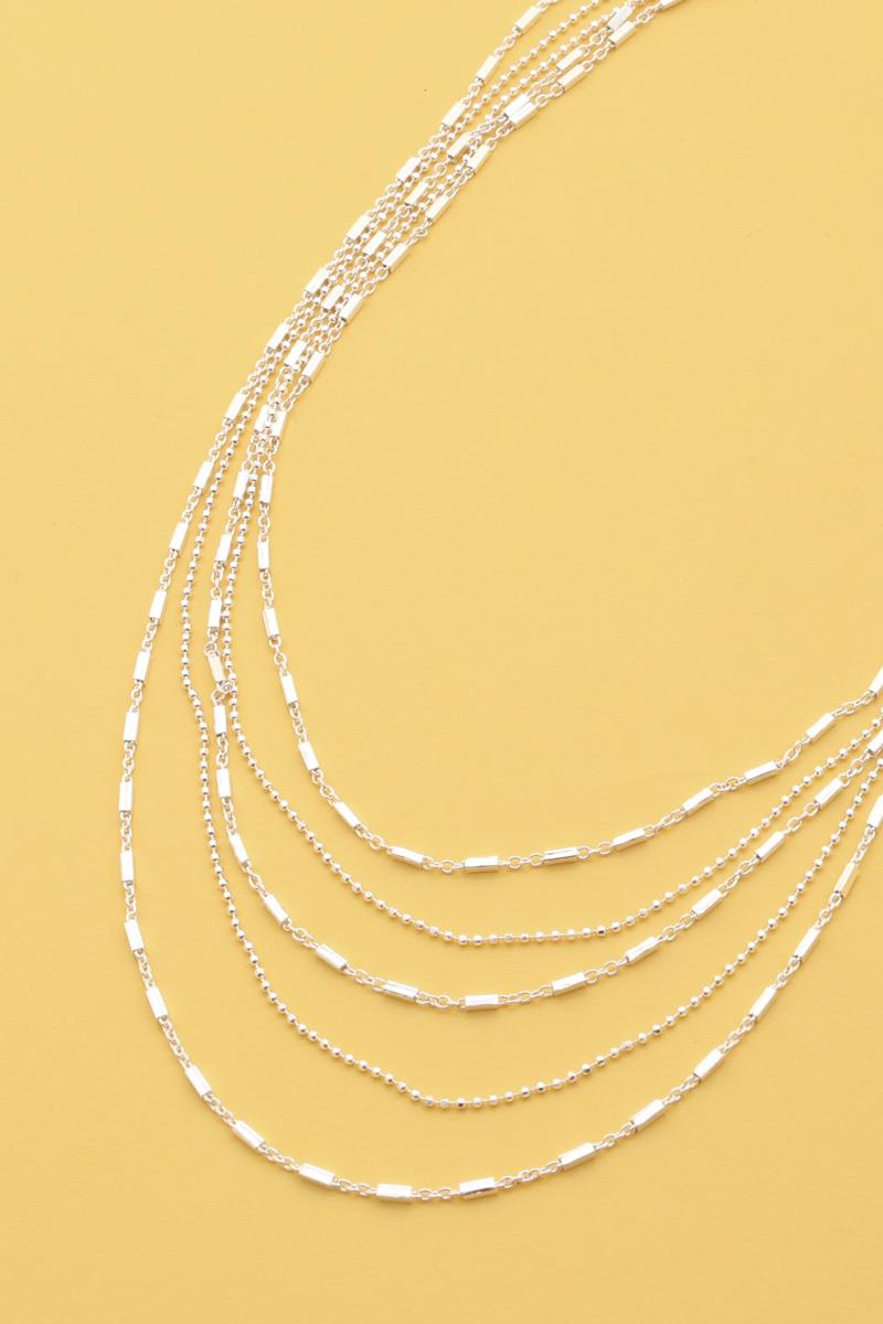 Collier superposé en métal