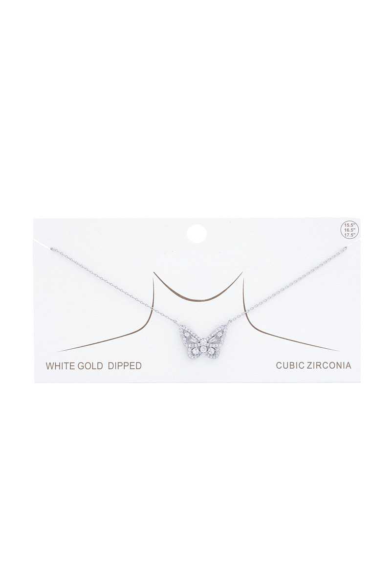 Collier trempé en or avec breloque papillon en strass