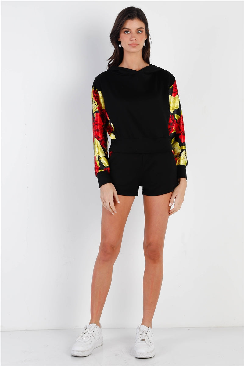 Ensemble haut à capuche et short à imprimé floral noir et effet satiné rouge et citron vert