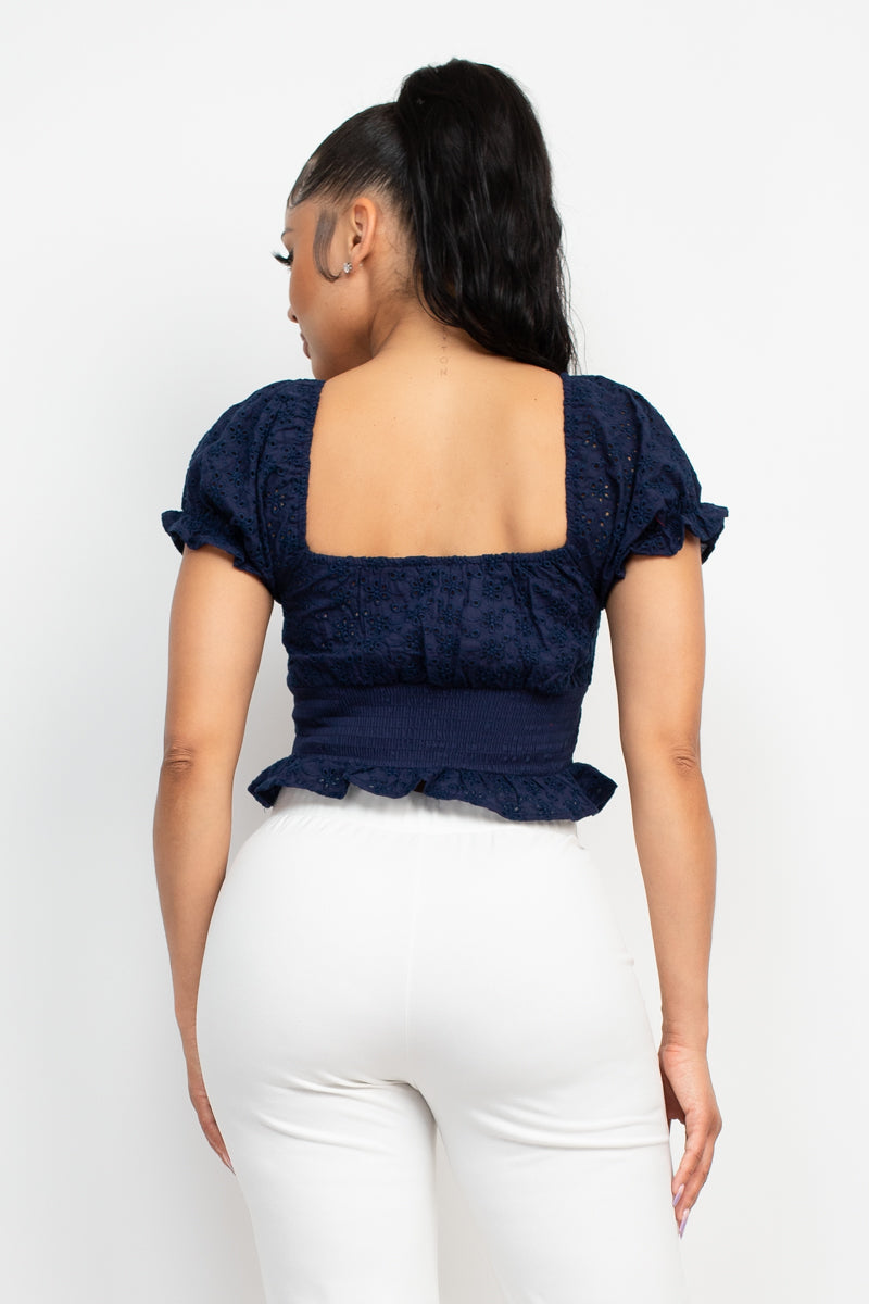 Haut smocké brodé à œillets – Image 5