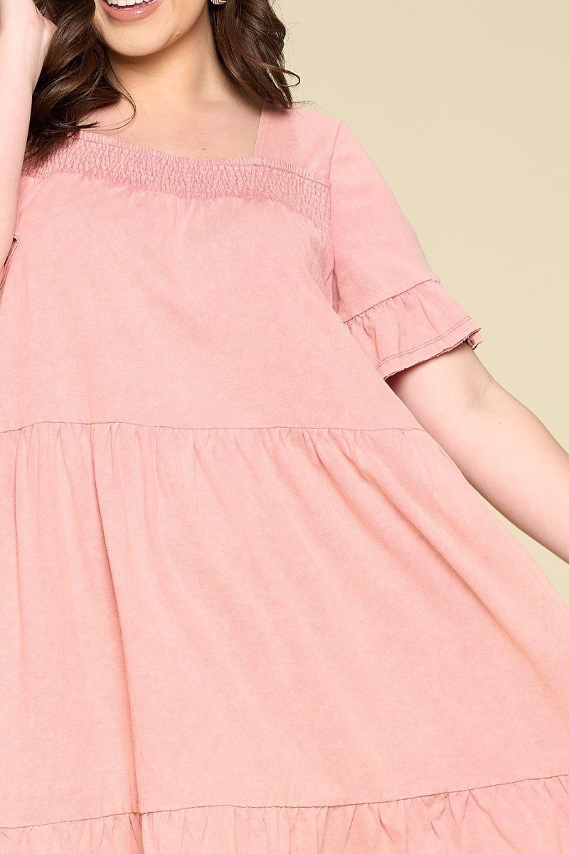 Mini-robe à plusieurs niveaux en tricot délavé uni
