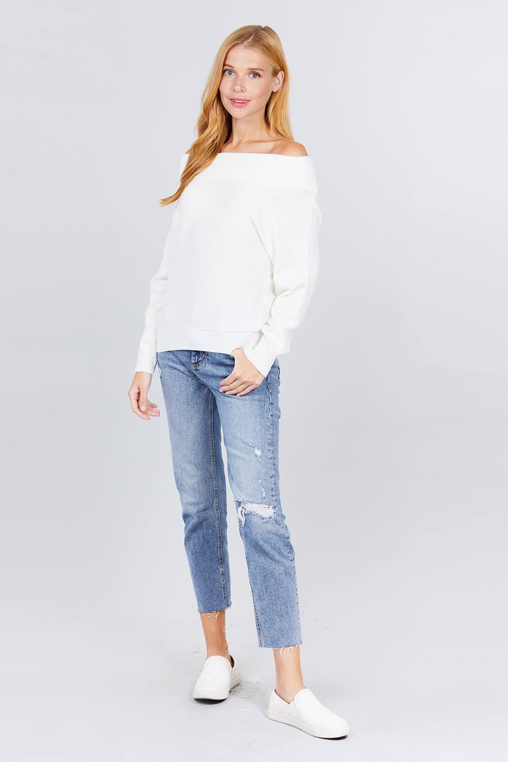 Pull à manches dolman et épaules dénudées