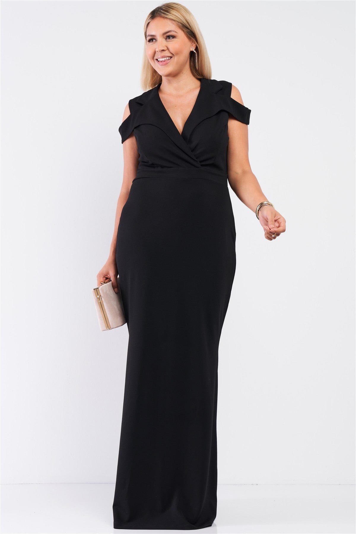 Robe longue noire à col en V plongeant et sans manches