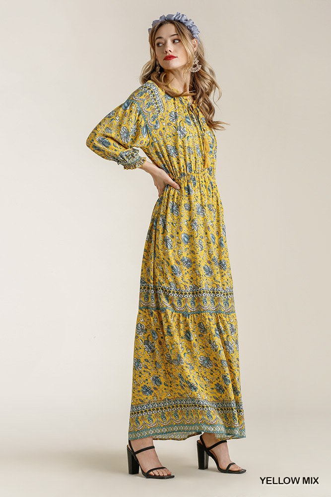 Robe longue smockée à imprimé cachemire, manches à volants, taille élastique, avec lien à nouer sur le devant