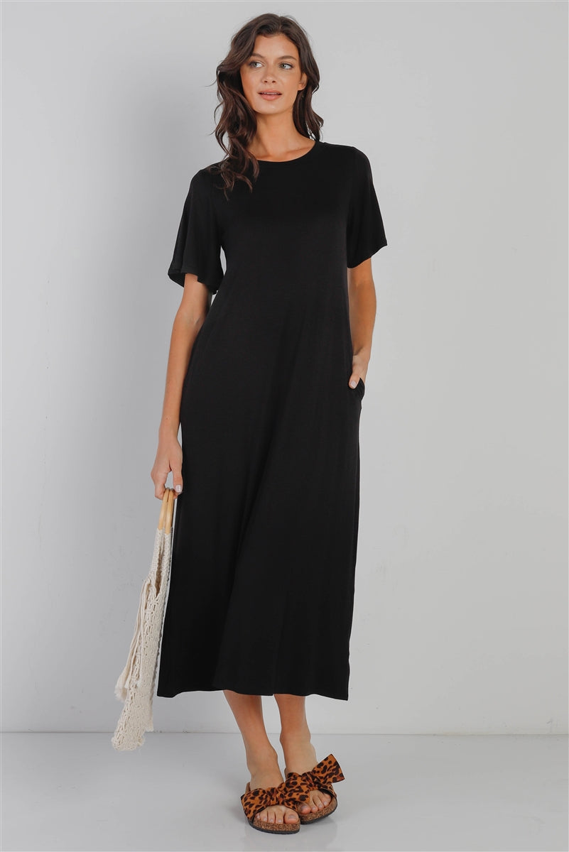 Robe mi-longue à manches courtes