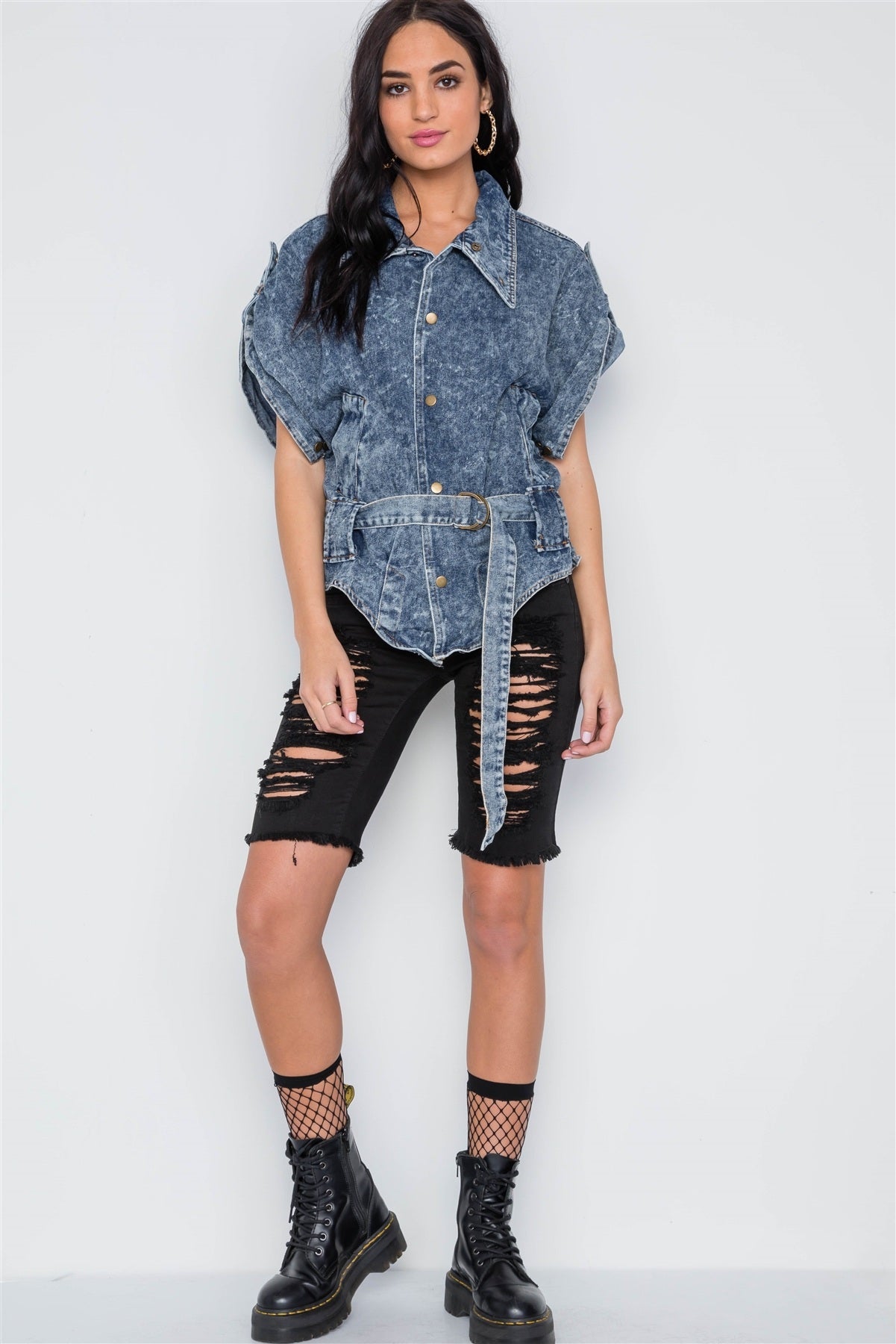 veste-re-tro-a-bouton-pression-batwing-en-denim-bleu-clair_5027. L'alternative e-commerce intelligente au Sénégal : Diaytar