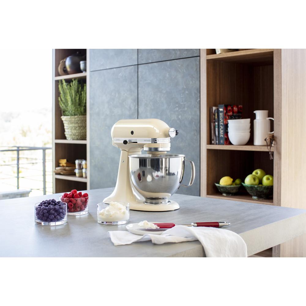 Robot menager multifonctions kitchenaid 5kfc0516eob noir. Cherchez-vous à économiser tout en achetant des produits de qualité ? DIAYTAR SÉNÉGAL est là pour vous. Notre boutique en ligne généraliste offre une sélection variée de produits discount, allant des équipements pour la maison à l'informatique, en passant par l'électroménager et la mode. Ne payez pas plus cher ailleurs, explorez DIAYTAR SÉNÉGAL pour des bonnes affaires garanties.