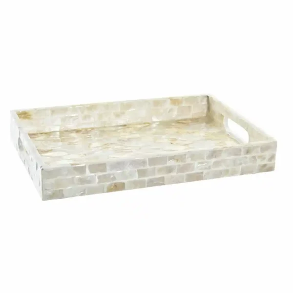 Plateau a gouter dkd home decor beige mosaique nacre 30 x_3827. DIAYTAR SENEGAL - Où Choisir Devient une Découverte. Explorez notre boutique en ligne et trouvez des articles qui vous surprennent et vous ravissent à chaque clic.