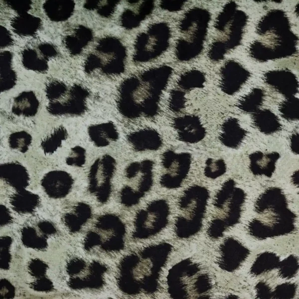 Coussin leopard vert 45 x 45 cm_3256. DIAYTAR SENEGAL - Votre Destination Shopping Inspirante. Explorez notre catalogue pour trouver des articles qui stimulent votre créativité et votre style de vie.