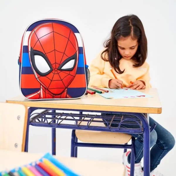 Cartable spiderman rouge 25 x 31 x 10 cm _3304. DIAYTAR SENEGAL - Là où la Diversité Rencontre la Qualité. Parcourez notre gamme complète et trouvez des produits qui incarnent la richesse et l'unicité du Sénégal.