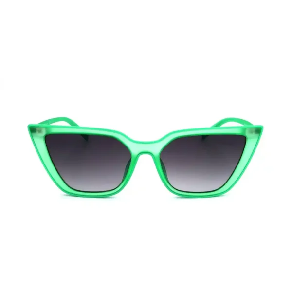 Lunettes de soleil femme guess gu3062 vert clair mat_5743. DIAYTAR SENEGAL - Votre Destination Shopping Exquise. Explorez notre boutique en ligne et découvrez des trésors qui ajoutent une touche de sophistication à votre style et à votre espace.