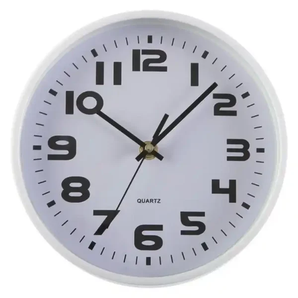 Horloge murale versa metal 20 x 20 cm_7875. DIAYTAR SENEGAL - L'Art de Vivre le Shopping en Ligne. Découvrez notre plateforme intuitive et trouvez des produits qui vous inspirent et vous enchantent, à chaque clic.