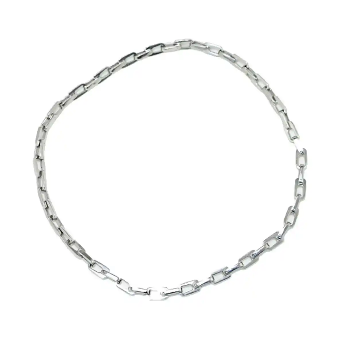 Chaine xenox x1267 45 cm _4074. DIAYTAR SENEGAL - Votre Plaisir Shopping à Portée de Clic. Explorez notre boutique en ligne et trouvez des produits qui ajoutent une touche de bonheur à votre vie quotidienne.