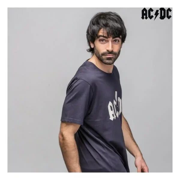 T shirt manches courtes homme acdc noir_2069. Découvrez DIAYTAR SENEGAL - Où l'Élégance Rencontre la Variété. Parcourez notre collection et trouvez des trésors cachés qui ajoutent une touche de sophistication à votre vie quotidienne.