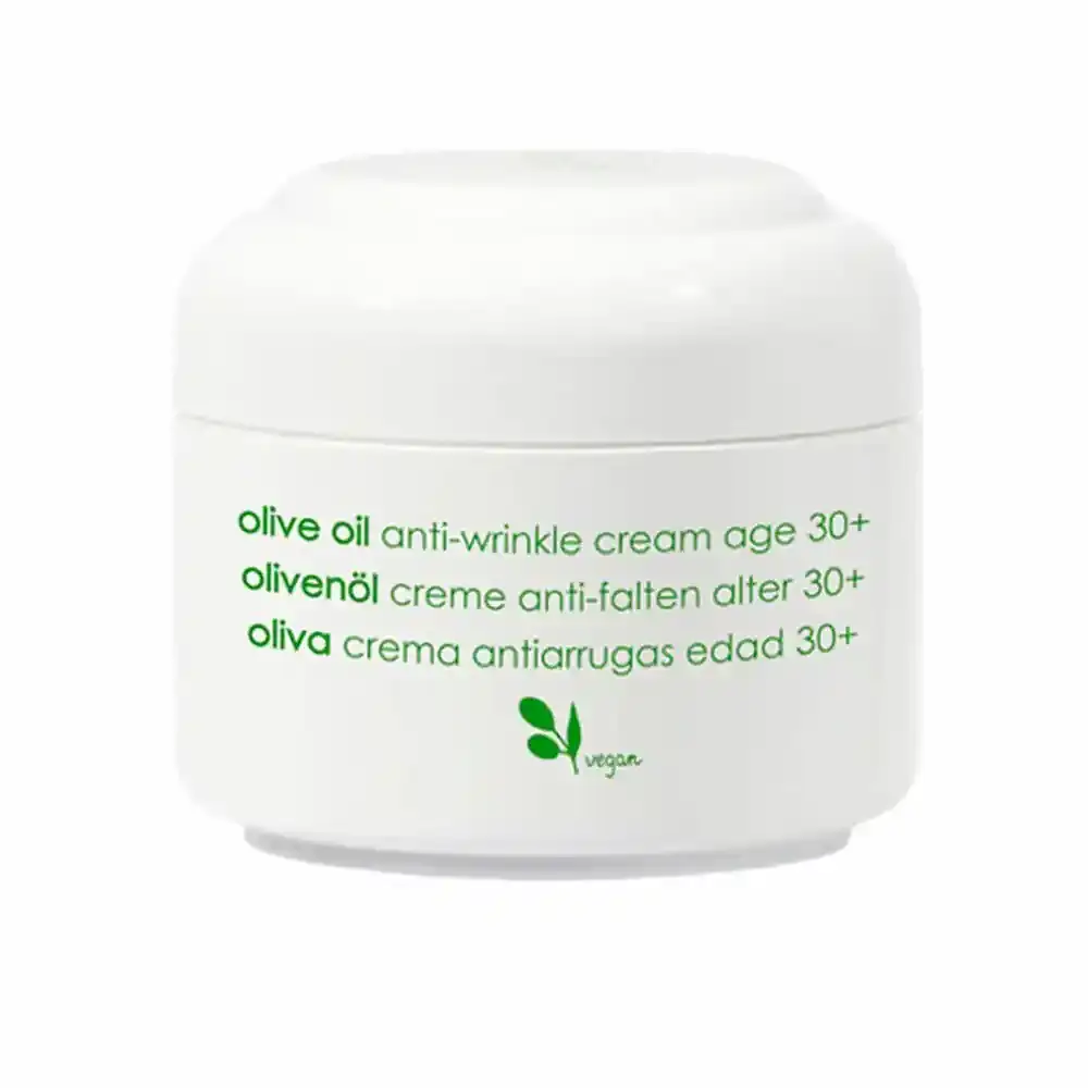 Creme de jour a l huile d olive ziaja_2024. DIAYTAR SENEGAL - L'Essence de la Tradition et de la Modernité réunies. Explorez notre plateforme en ligne pour trouver des produits authentiques du Sénégal, tout en découvrant les dernières tendances du monde moderne.