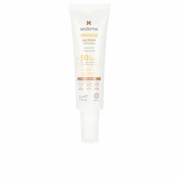 Creme solaire visage sesderma repaskin finition soyeuse spf 50 50 ml _7301. DIAYTAR SENEGAL - Votre Escale Shopping incontournable. Explorez notre boutique en ligne et dénichez des trésors qui reflètent la richesse culturelle et la modernité du Sénégal.