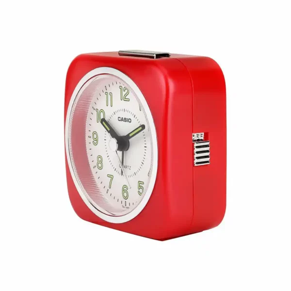 Reveil casio rouge_6450. Bienvenue sur DIAYTAR SENEGAL - Où Choisir est un Voyage Passionnant. Plongez dans notre catalogue et trouvez des produits qui révèlent la diversité et la beauté du Sénégal.