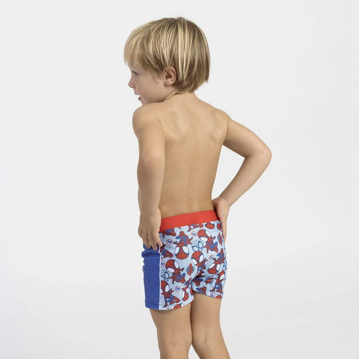Boxer de bain pour enfants spidey bleu s074244252. Faites des économies avec Diaytar, le leader du e-commerce discount au Sénégal