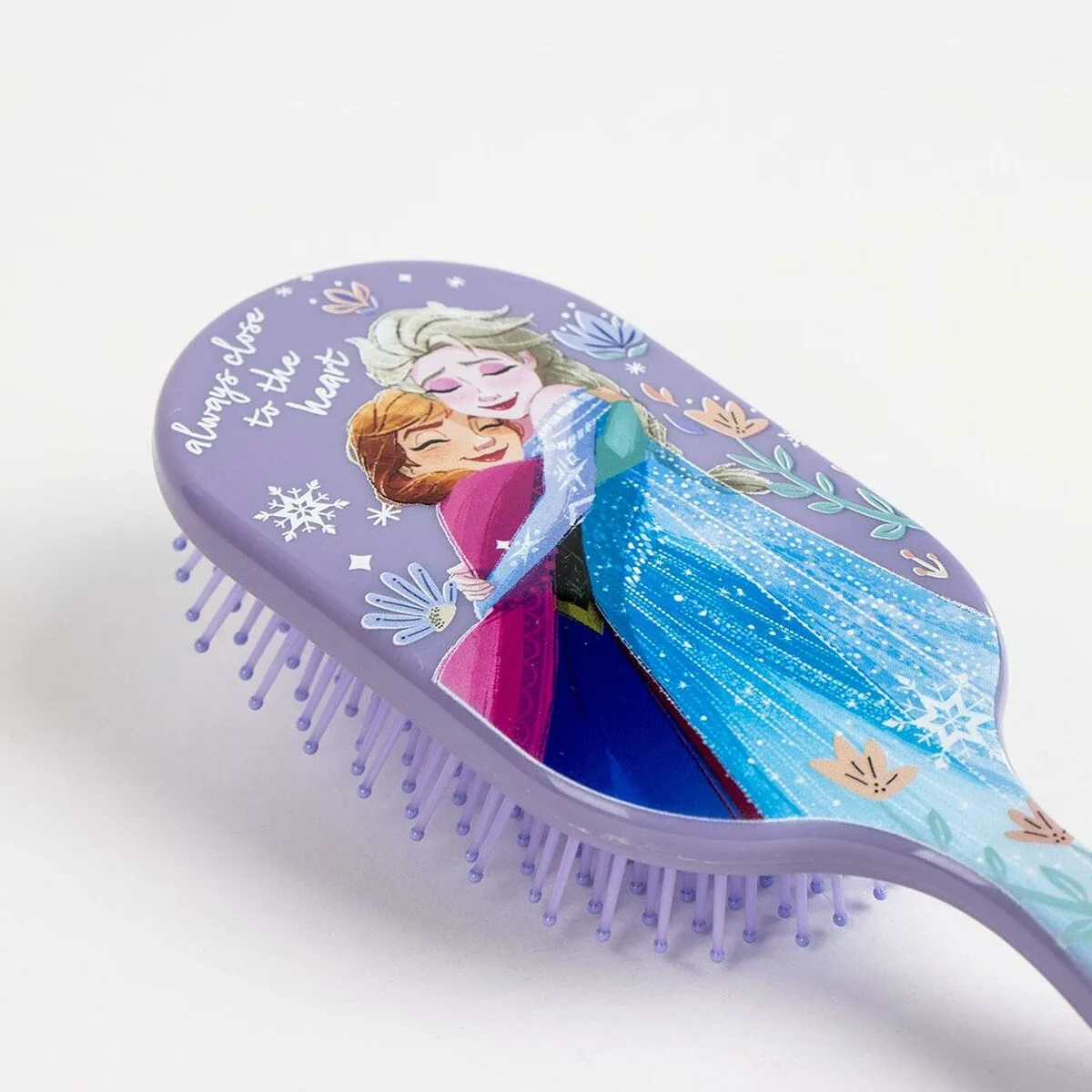 Brosse demelante frozen bleu 100 abs s074111133. Des produits variés pour tous les besoins sur Diaytar Sénégal