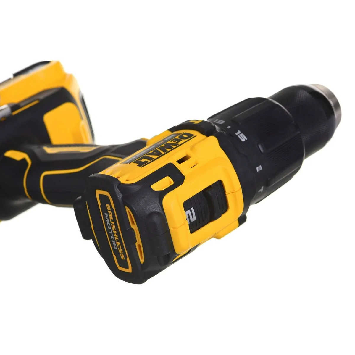 Cle a chocs dewalt dcd709d2t 340 w 18 v s914105962. Diaytar Sénégal : Innovation, diversité et accessibilité
