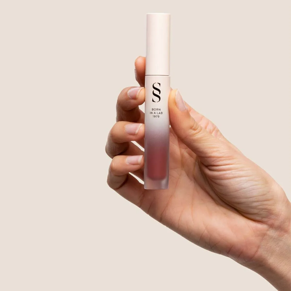 Rouge a levres sensilis eternalist a g e beige 4 5 ml s0514545322. Diaytar : L'intelligence commerciale au service du client