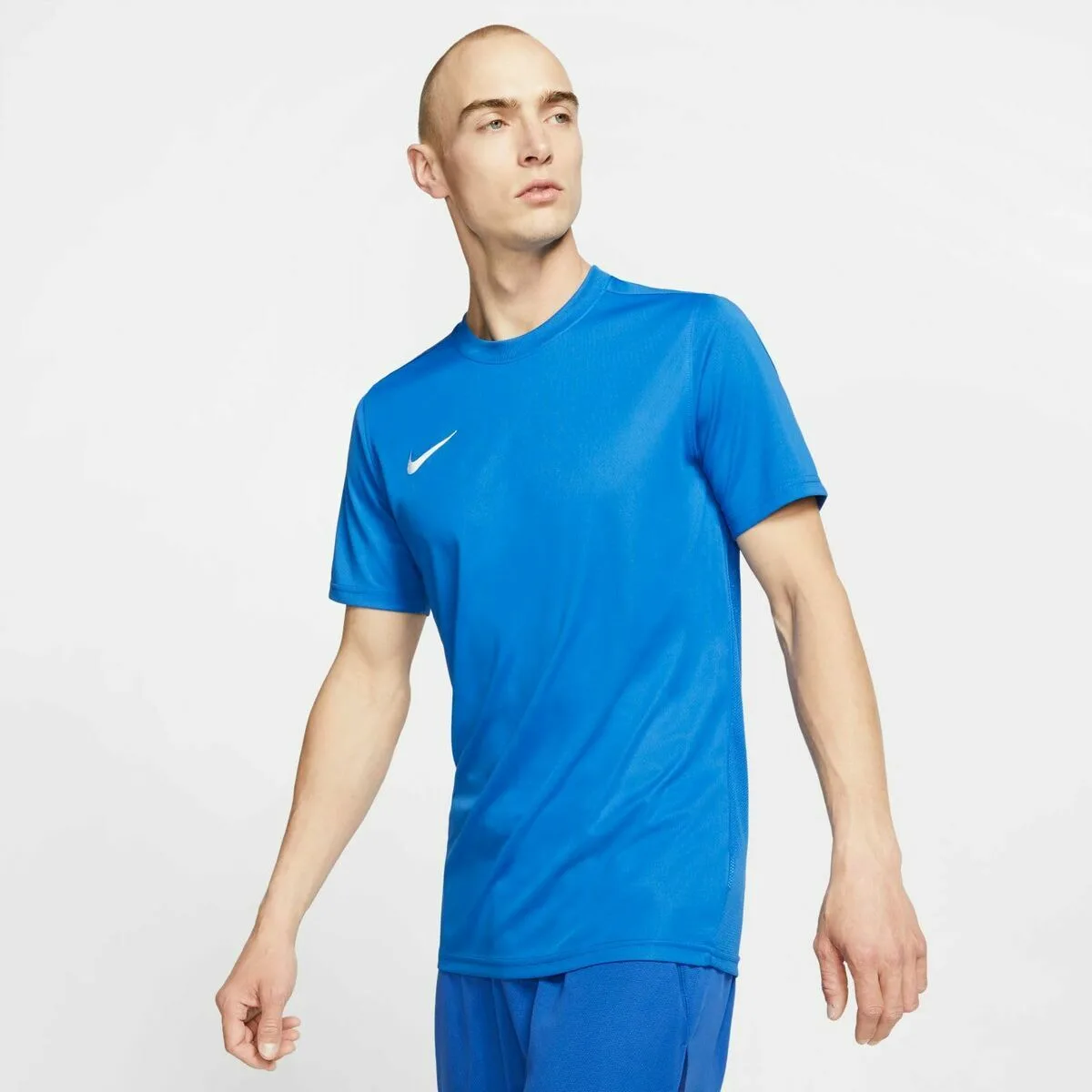 T shirt a manches courtes homme nike park vii bv6708 463 bleu s204027217. Un océan de bonnes affaires sur Diaytar Sénégal
