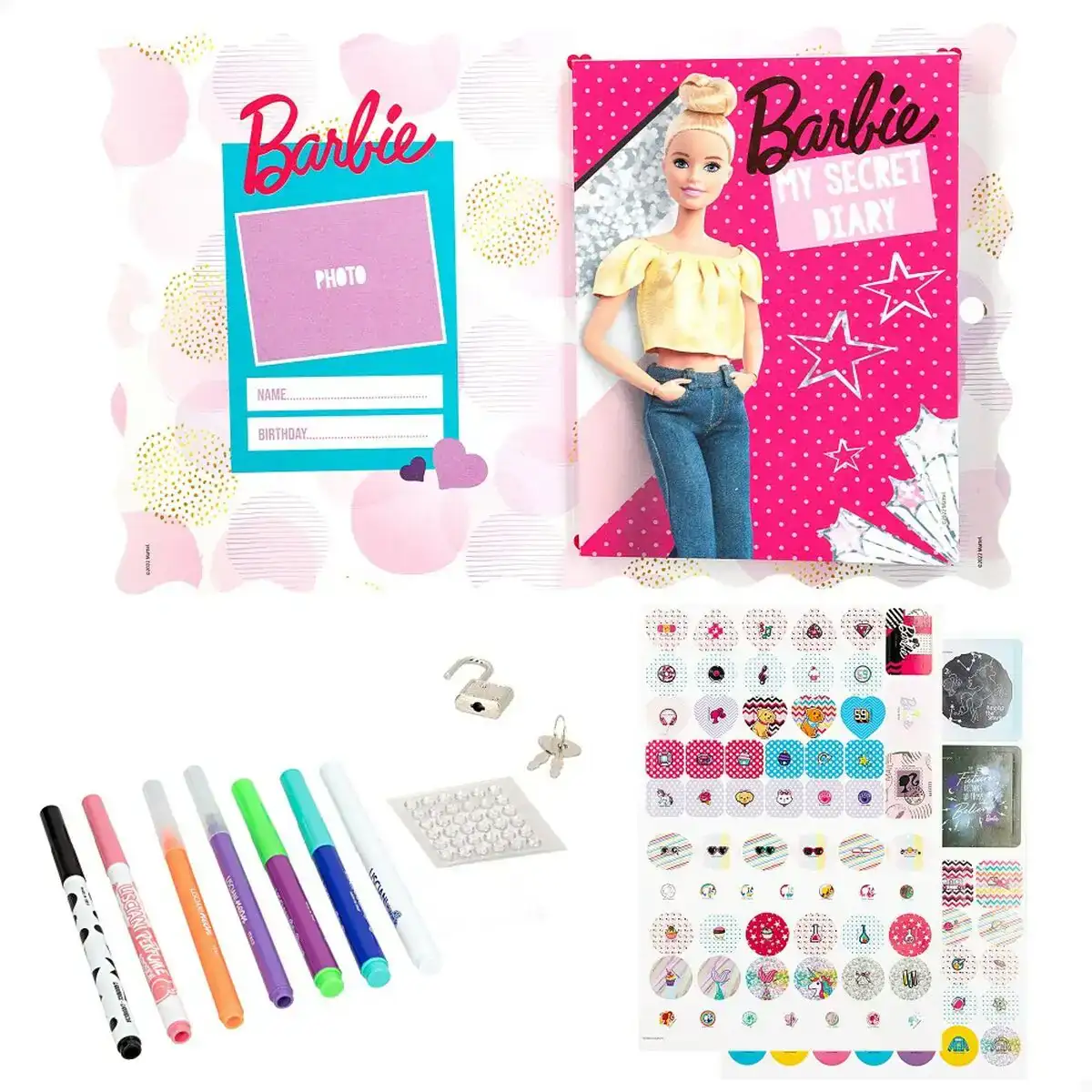 Agenda avec accessoires barbie my secret diary_2533. Bienvenue chez DIAYTAR SENEGAL - Où Chaque Achat Fait une Différence. Découvrez notre gamme de produits qui reflètent l'engagement envers la qualité et le respect de l'environnement.