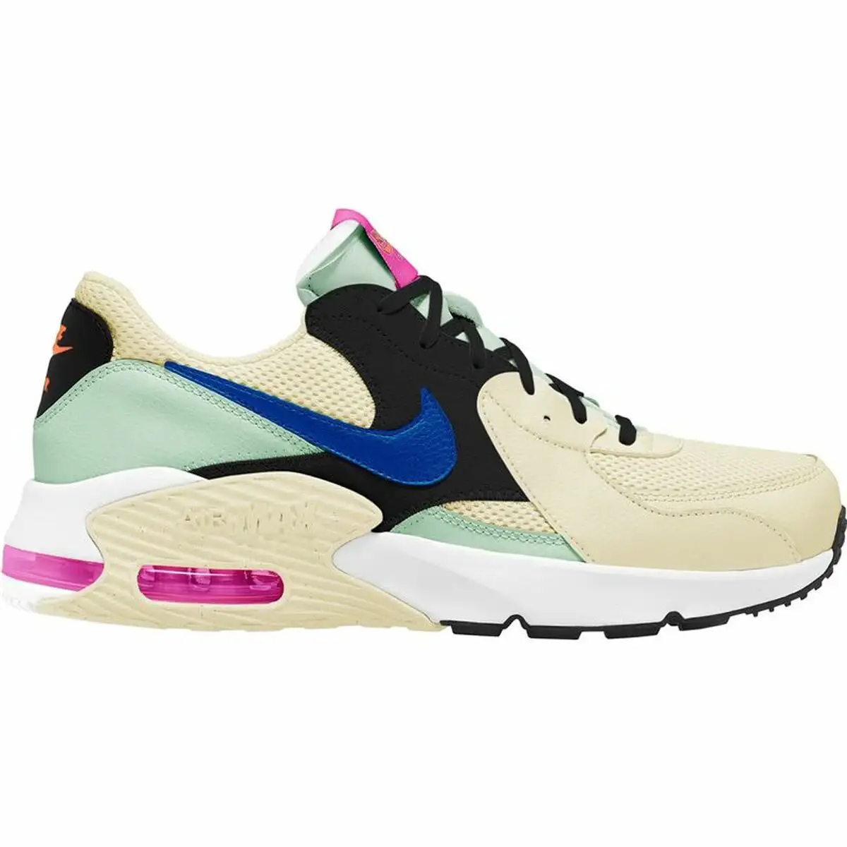 Baskets casual pour femme nike air max excee beige_6189. DIAYTAR SENEGAL - L'Art de Vivre le Shopping Authentique. Découvrez notre boutique en ligne et trouvez des produits qui incarnent la passion et le savoir-faire du Sénégal.