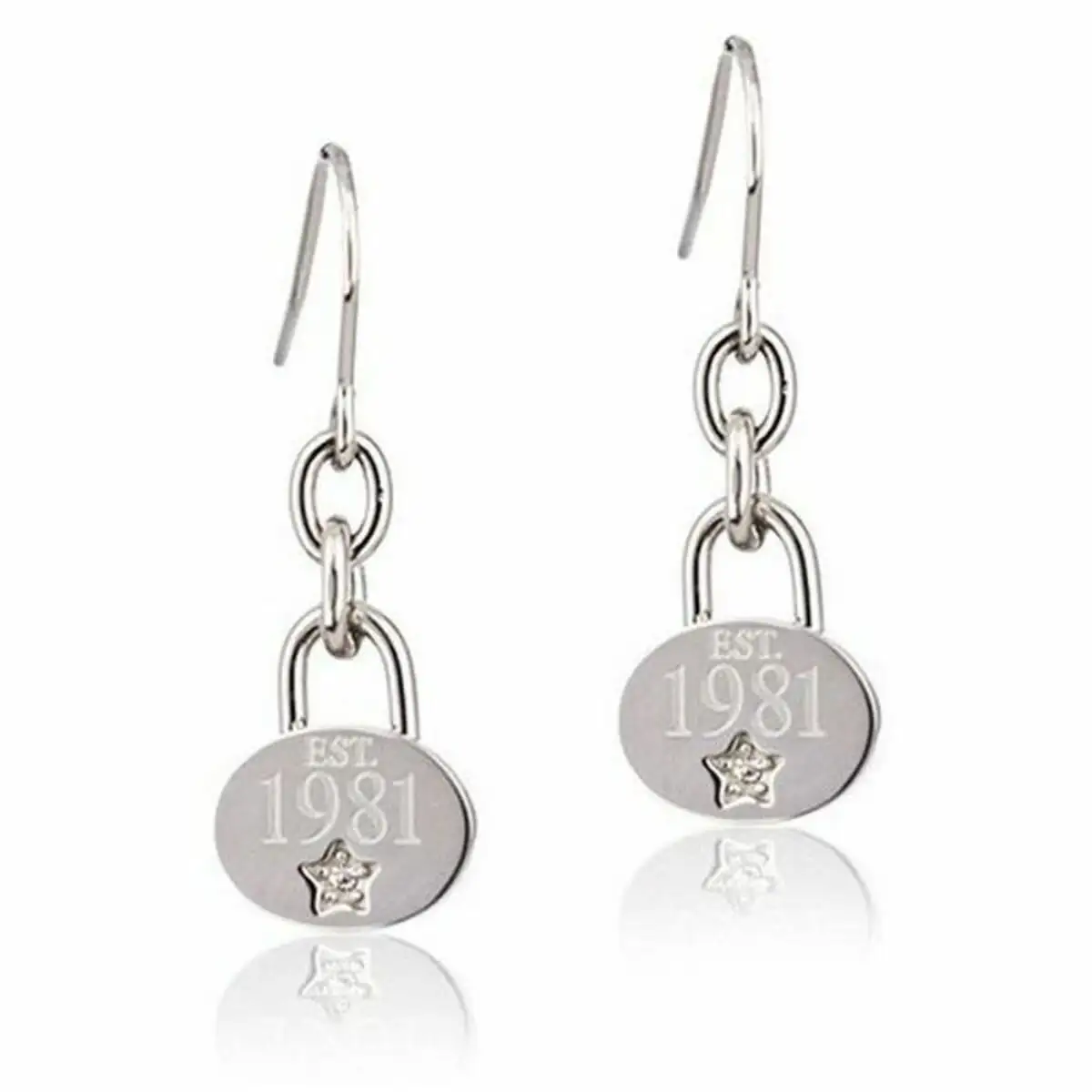 Boucles d oreilles femme guess use81007 2 cm _9414. DIAYTAR SENEGAL - Là où les Possibilités sont Infinies. Parcourez nos catégories et laissez-vous séduire par des produits qui enrichiront votre quotidien, du pratique à l'esthétique.