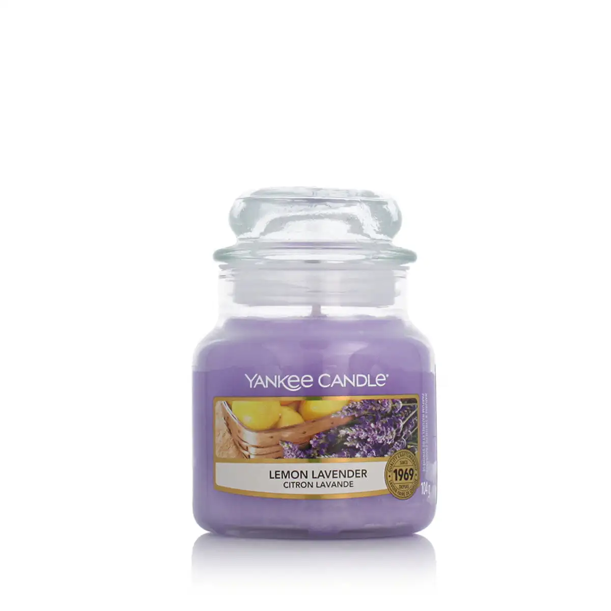 Bougie parfumee yankee candle lemon lavender 104 g_6650. DIAYTAR SENEGAL - L'Art de Vivre avec Authenticité. Explorez notre gamme de produits artisanaux et découvrez des articles qui apportent une touche unique à votre vie.