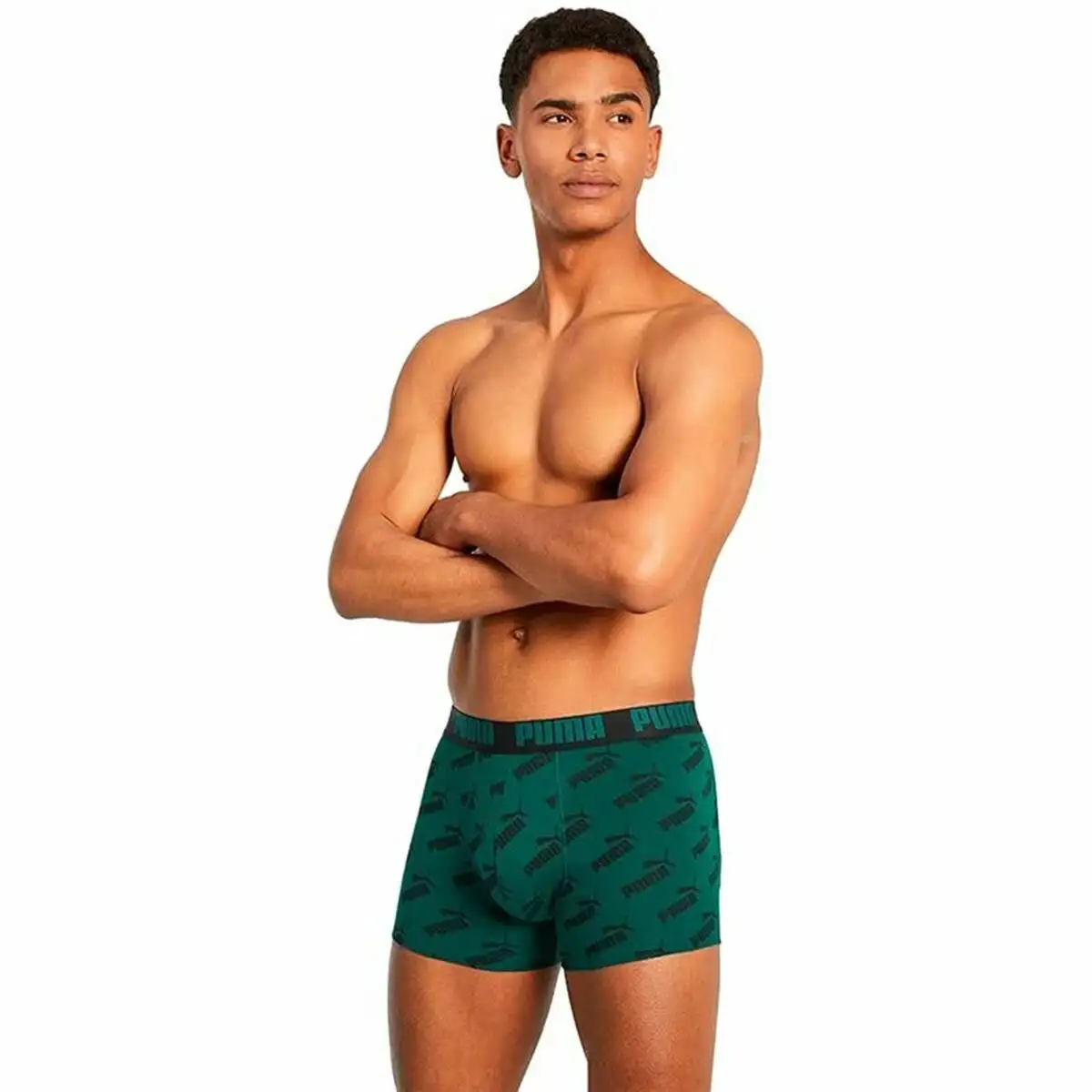 Boxer pour homme puma basic vert_9724. DIAYTAR SENEGAL - Votre Plaisir Shopping à Portée de Clic. Explorez notre boutique en ligne et trouvez des produits qui ajoutent une touche de bonheur à votre vie quotidienne.