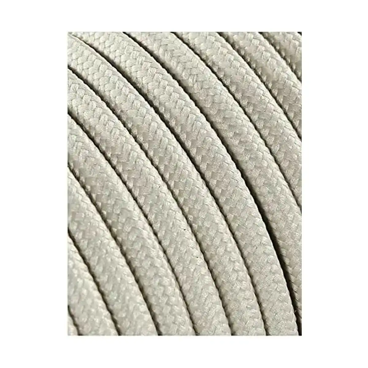 Cable edm 2 x 0 75 mm blanc textile 5 m_8736. Bienvenue chez DIAYTAR SENEGAL - Où Chaque Produit a son Histoire. Découvrez notre sélection unique et trouvez des articles qui racontent la richesse culturelle et artistique du Sénégal.