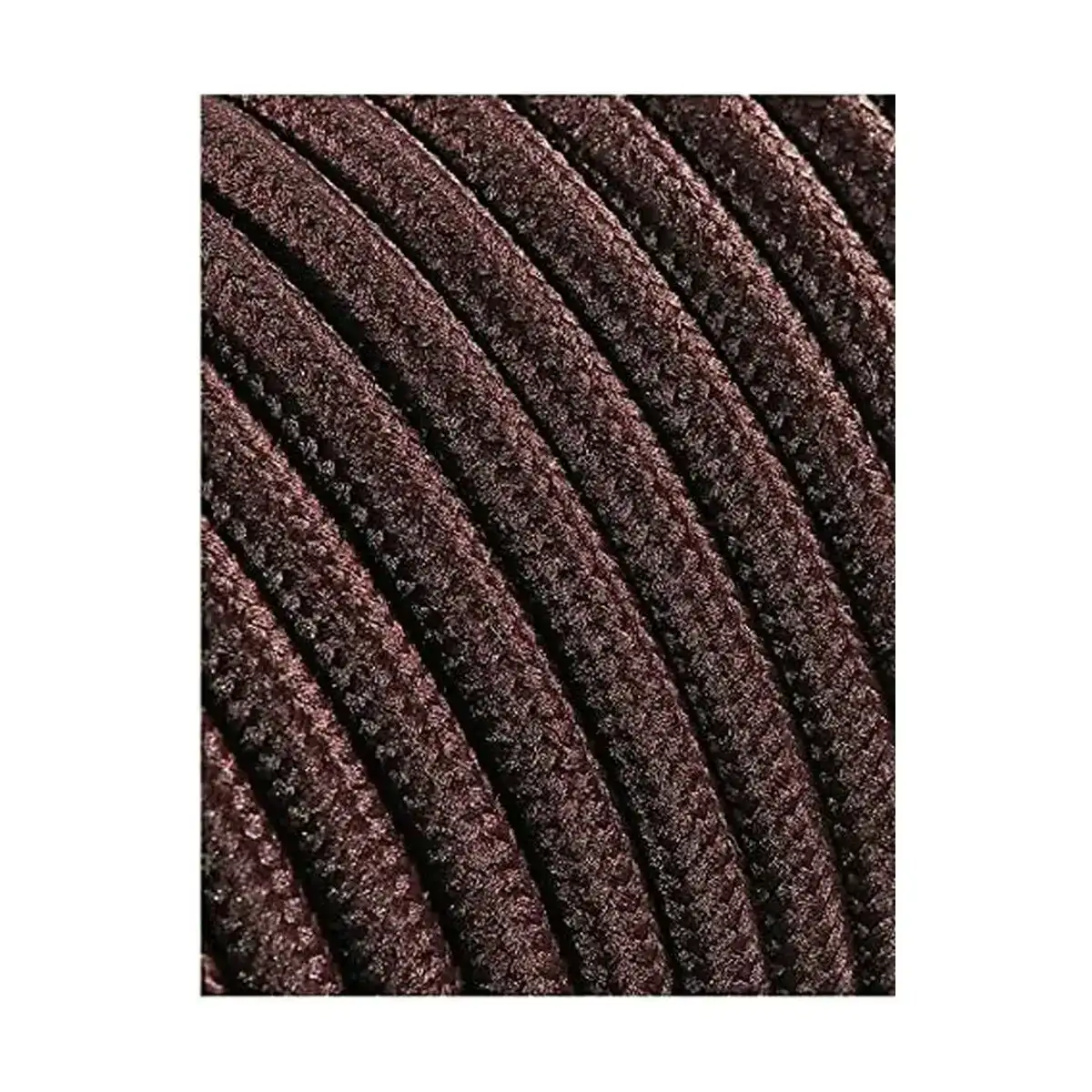 Cable edm c20 2 x 0 75 mm marron textile 5 m_8807. Bienvenue sur DIAYTAR SENEGAL - Où Chaque Article a son Histoire. Découvrez notre sélection méticuleuse de produits qui racontent l'authenticité et la beauté du Sénégal.