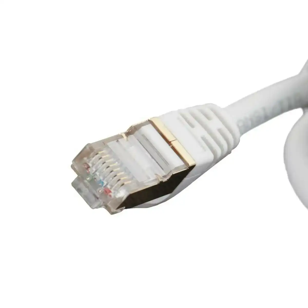 Cable reseau rigide ftp 7eme categorie iggual igg318645 blanc 3 m_8323. DIAYTAR SENEGAL - Là où le Chic Rencontre la Tradition. Naviguez à travers notre catalogue et choisissez des produits qui équilibrent l'élégance intemporelle et l'innovation moderne.