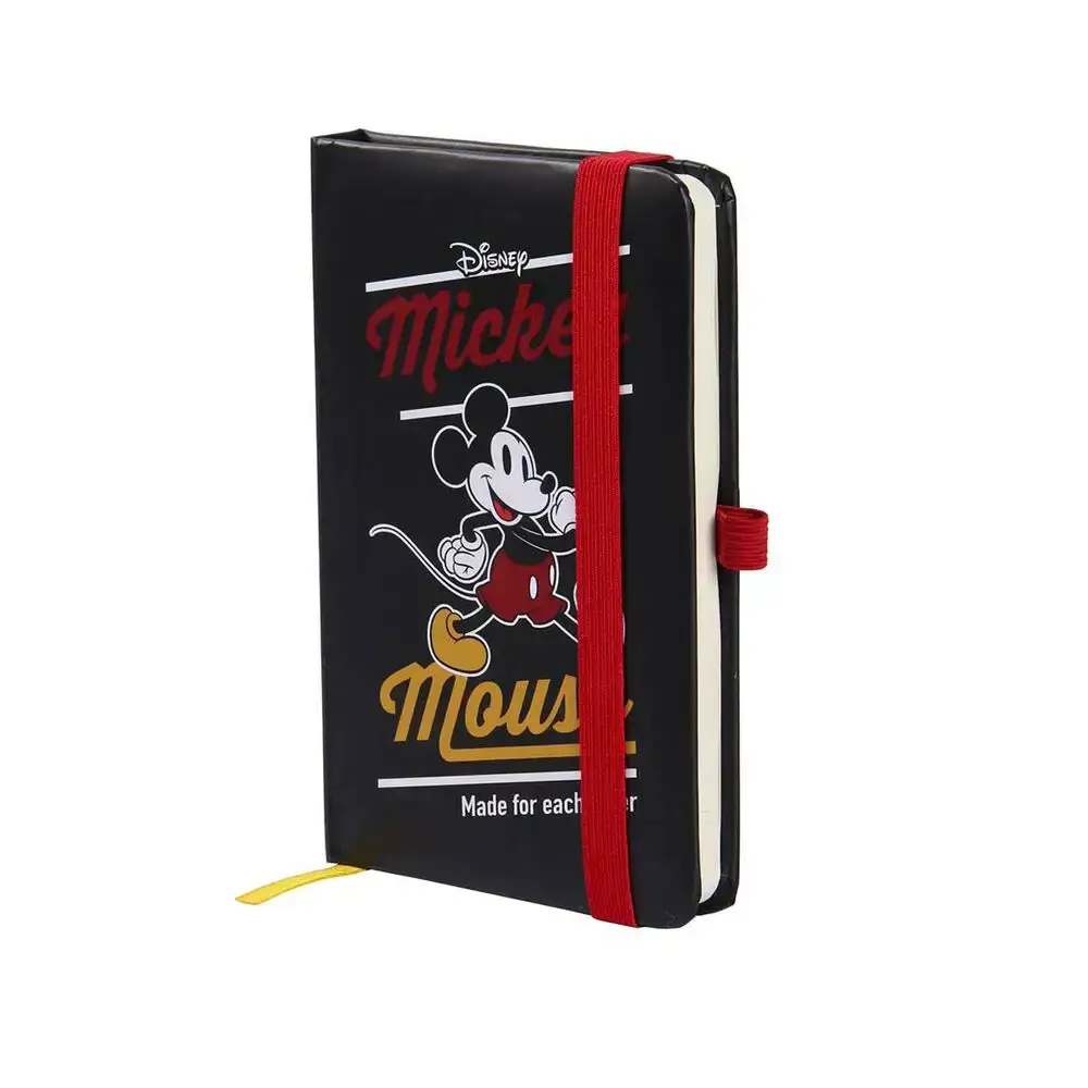 Carnet de notes mickey mouse noir a6_2103. DIAYTAR SENEGAL - Là où la Qualité est Non Négociable. Parcourez notre boutique en ligne pour découvrir des produits qui incarnent le raffinement et l'excellence du Sénégal.