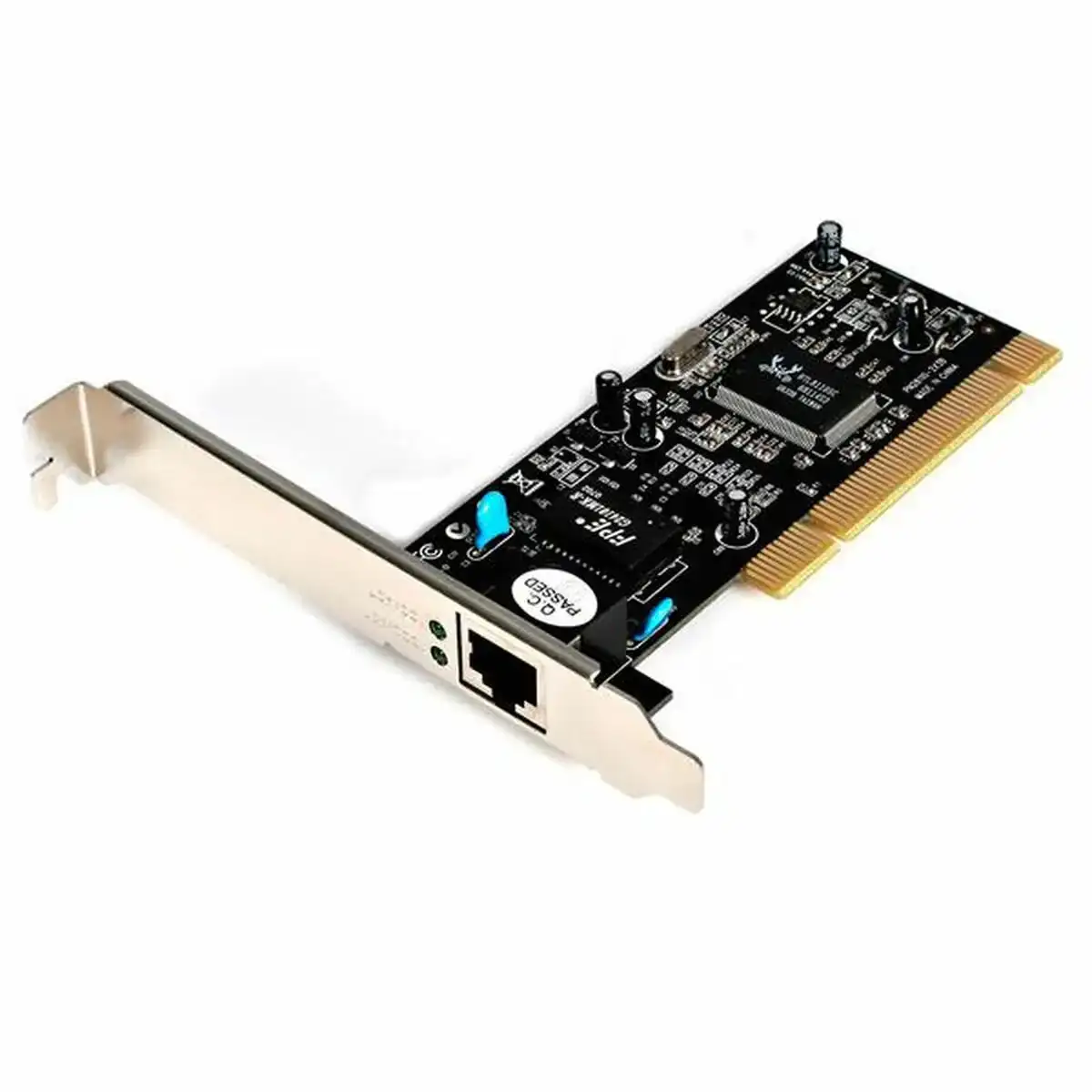 Carte reseau startech st1000bt32 _7723. Entrez dans l'Univers de DIAYTAR SENEGAL - Où Chaque Produit a sa Place. Explorez nos rayons virtuels et choisissez des articles qui s'intègrent parfaitement à votre style de vie.