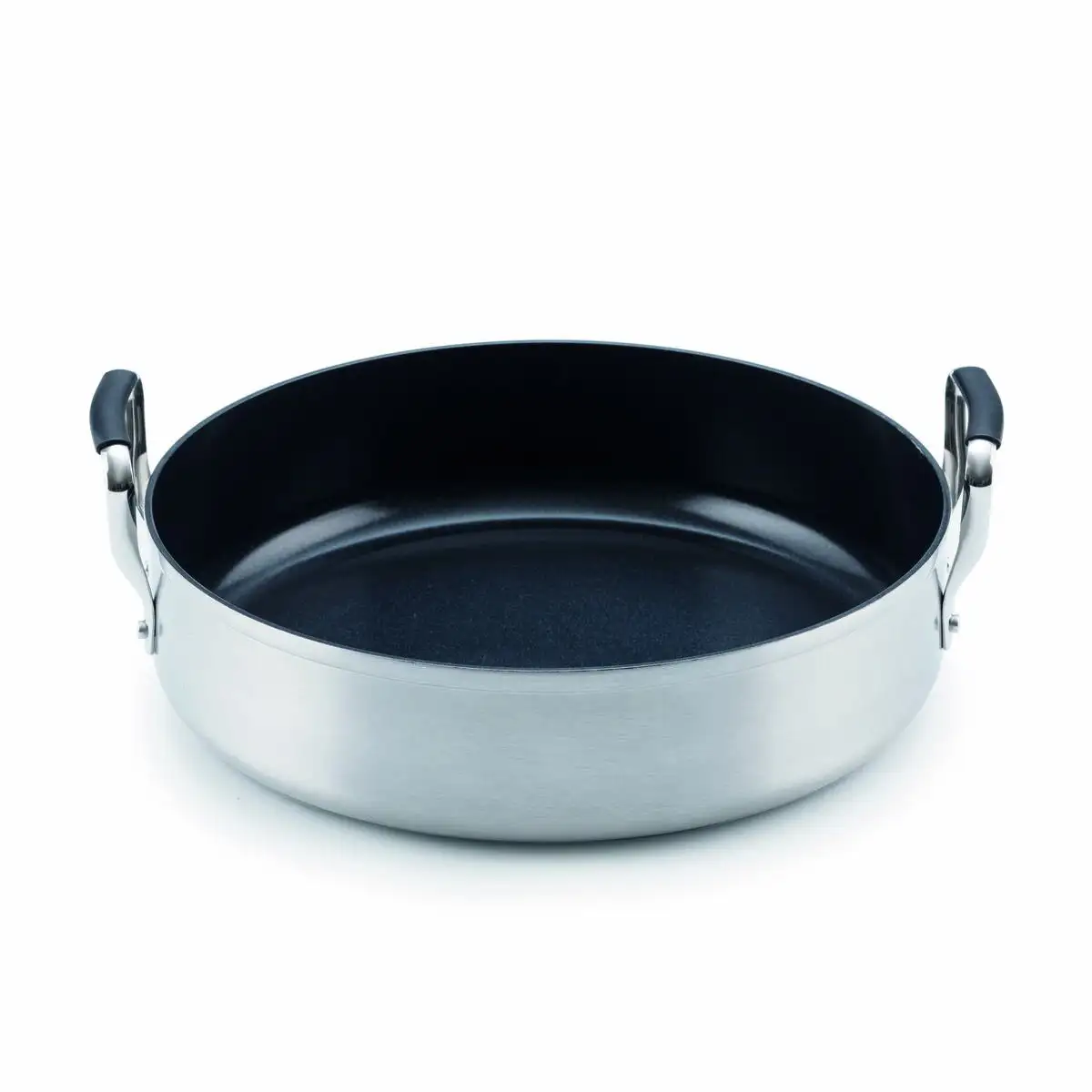 Casserole masterpro smart mp o 28 cm noir argente aluminium_2874. DIAYTAR SENEGAL - Là où Choisir est une Affirmation de Style. Naviguez à travers notre boutique en ligne et choisissez des produits qui vous distinguent et vous valorisent.