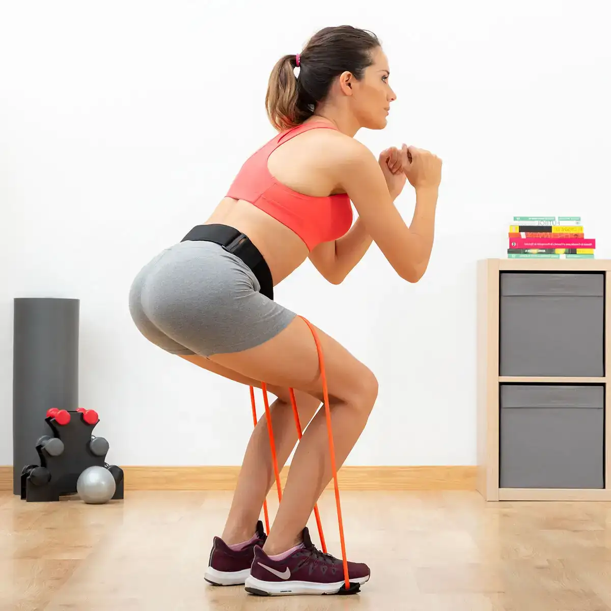 Ceinture avec bandes de resistance pour les fessiers et guide d exercices bootrainer innovagoods_1406. DIAYTAR SENEGAL - L'Art de Vivre en Couleurs et en Styles. Parcourez notre sélection et trouvez des articles qui reflètent votre personnalité et votre goût pour la vie.